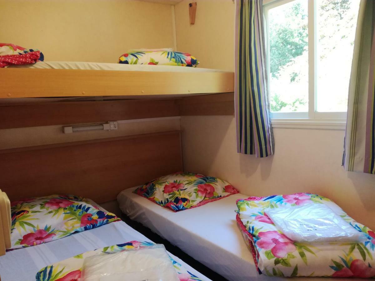 מלון אורסיבל Camping De Flechat מראה חיצוני תמונה